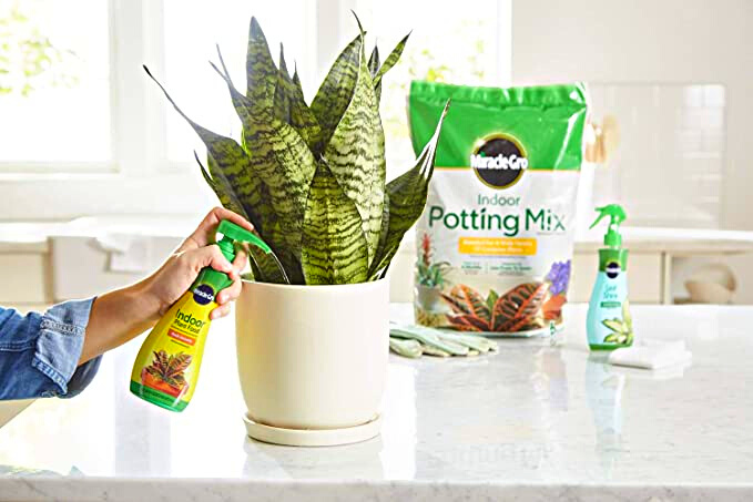 Miracle-Gro Indoor Potting Mix - 6 qt., Miracle-Gro Indoor Plant Food - 8 Oz, and Miracle-Gro Leaf Shine - 8 Oz (Bundle)