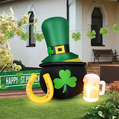 COSTWAY 5 FT St PatrickÕs Day Inflatable Decoration w/Leprechaun Hat Gold Pot Beer Mug