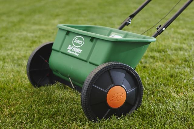 Scotts Turf Builder Classic Drop Spreader - Holds Up to 10,000 sq. ft. of Scotts Lawn Product