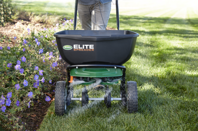 Scotts Elite Spreader - holds up to 20,000 sq. ft. of Scotts lawn product