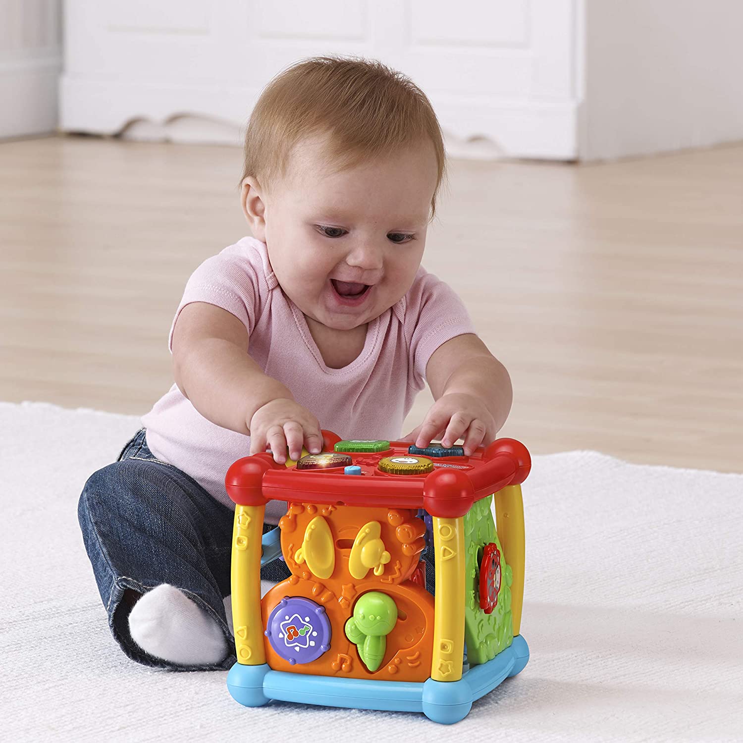 VTech Busy Learners Activity Cube, Red - with 5 sides of play encourage discovery and exploration